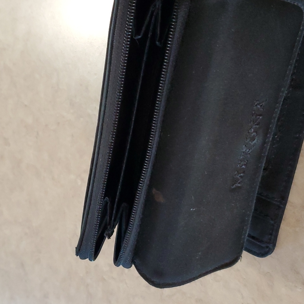 Merona wallet - Picture 3 of 3